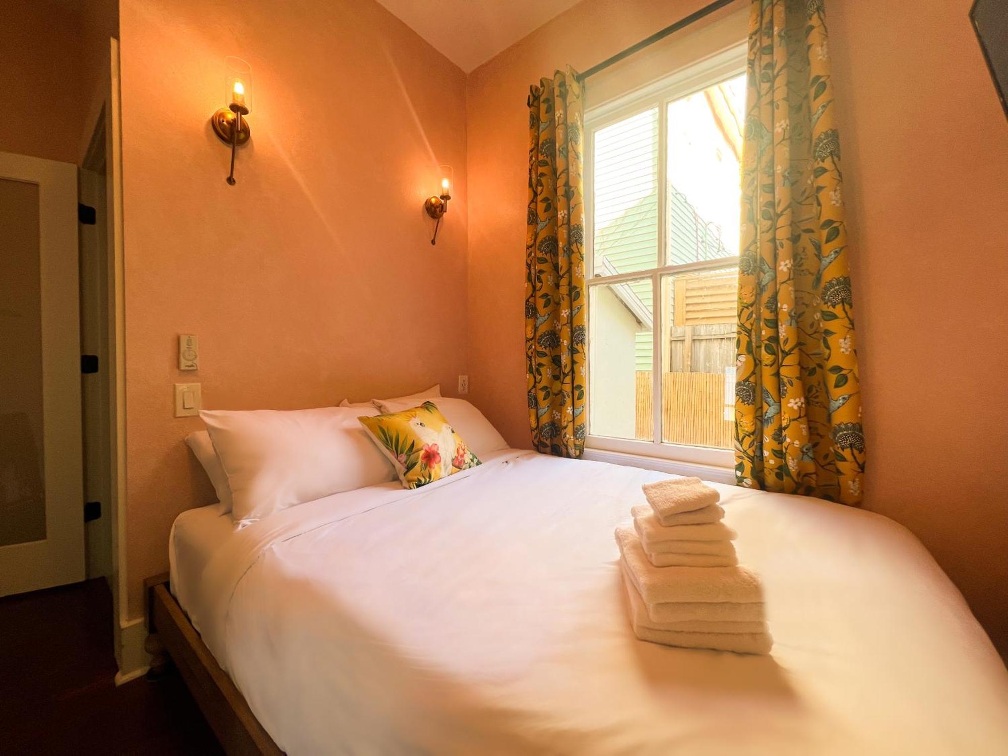 Lotus Galveston Hotel Ngoại thất bức ảnh
